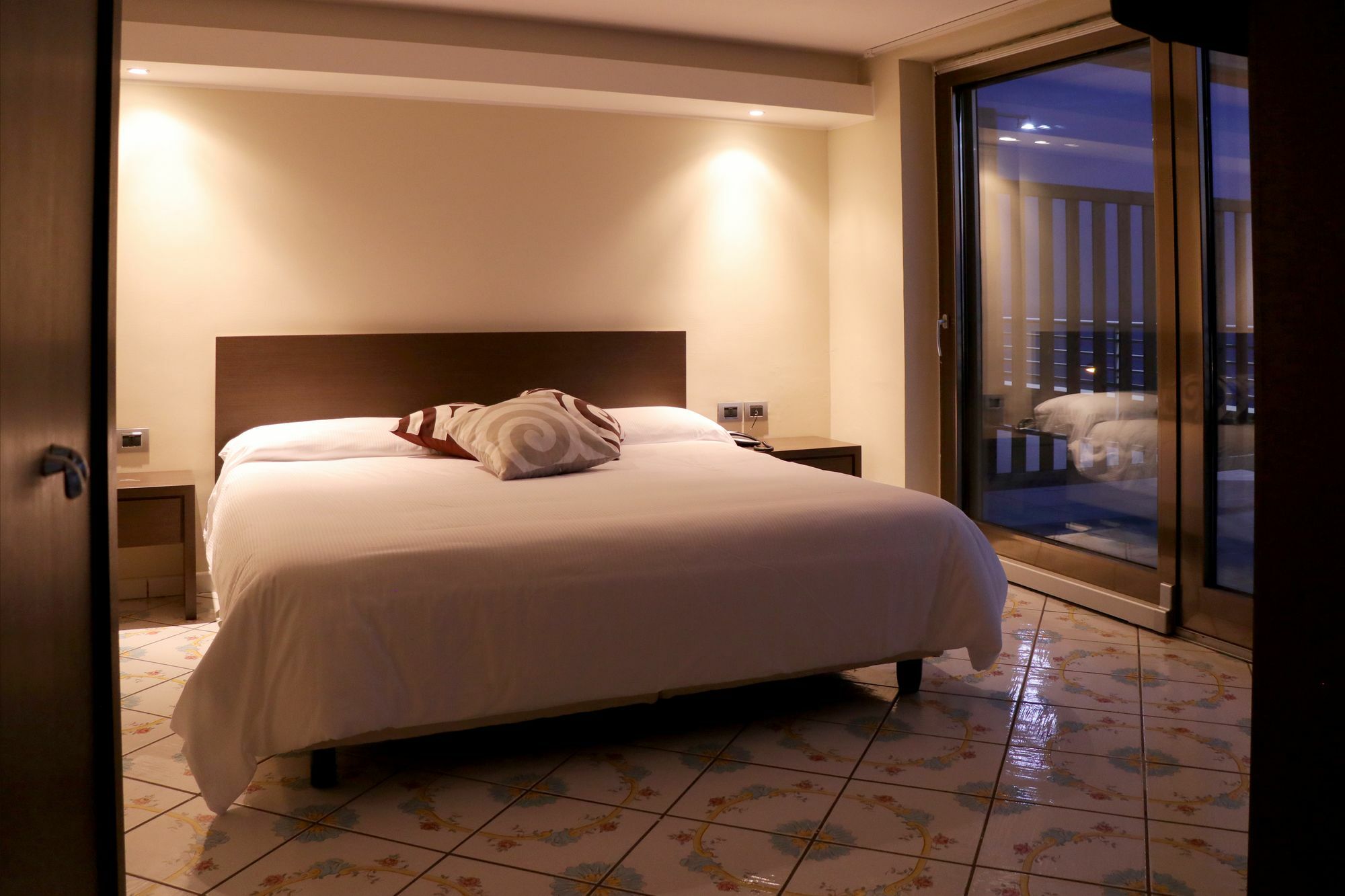 Hotel Ancora Pontecagnano Bagian luar foto